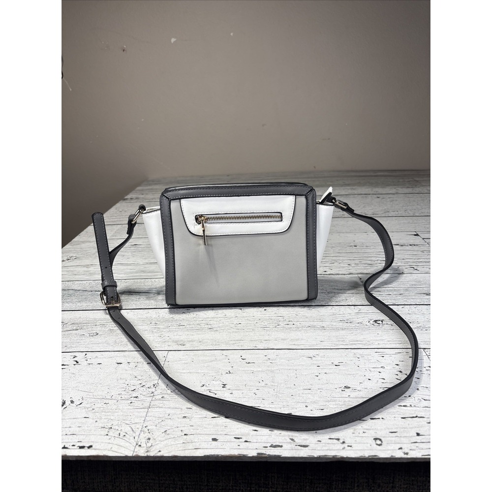 Kelly And Katie Crossbody Shoulder Strap Purse Handbag Grey Colors